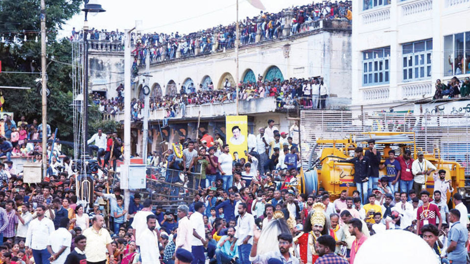 Bengaluru stadium stampede shadow on Dasara procession: Public access to old structures Barred