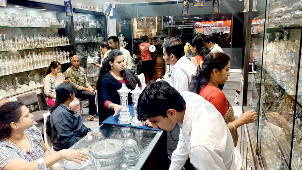 Special discount offer at World of Silver