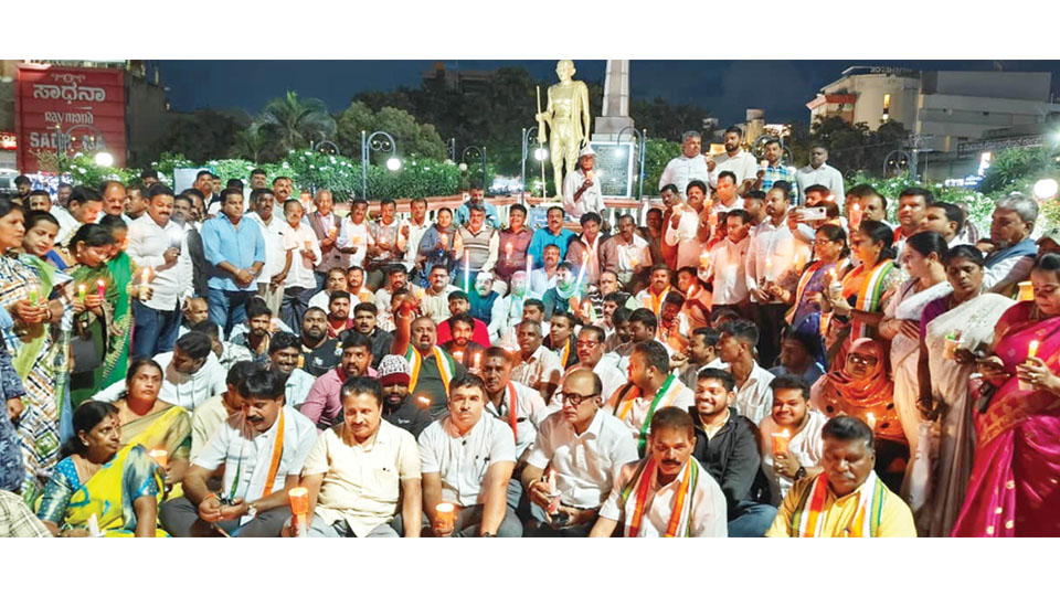 City Congress takes out candle light rally in protest against alleged ‘vote theft’ by BJP