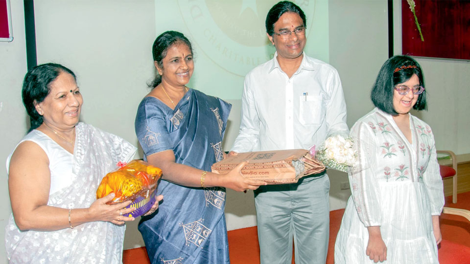 Prof. Rohitha Eswer delivers talk on Dance, Music in Hoysala sculptures