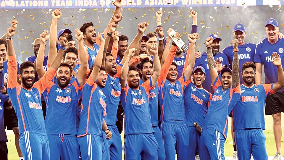 ‘Men in Blue’ labour their way to lift the ‘Ninth Asia Cup’