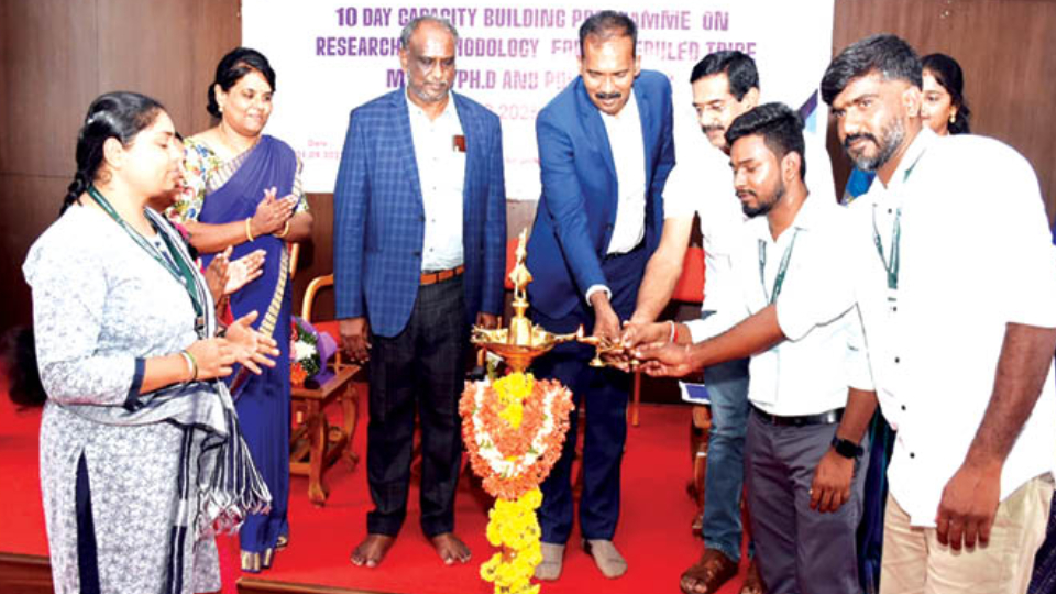 ‘Research scholars must shed inferiority, enhance knowledge’