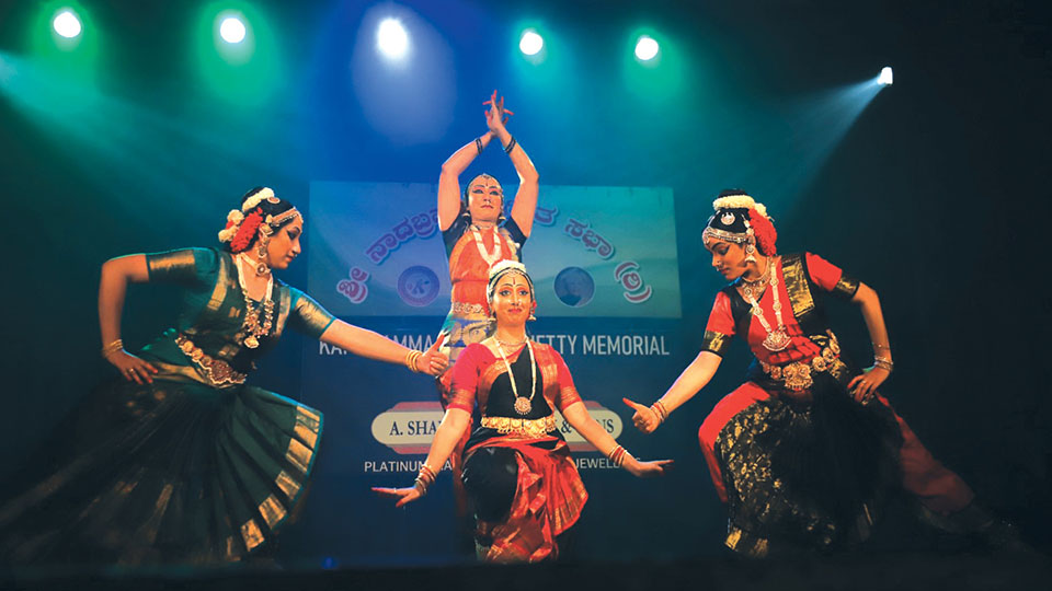 Bharatanatyam in Vasundhara Bani