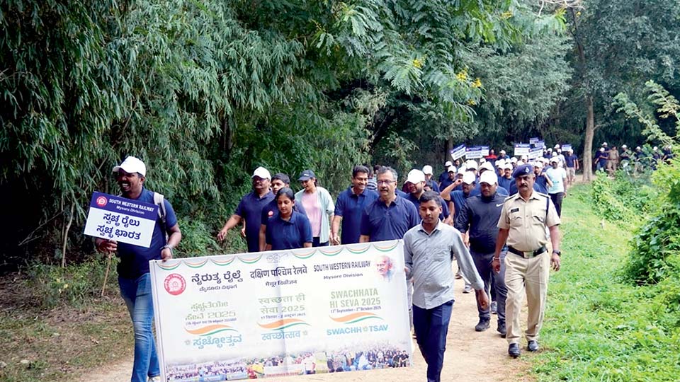 SWR’s  Swachhata Hi Seva Abhiyan…: Walkathon for Clean Mysuru