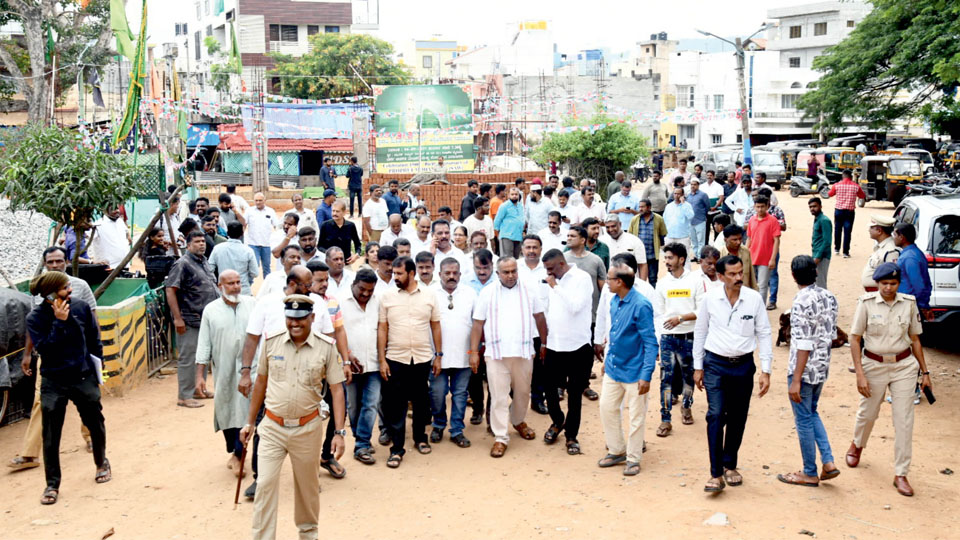 MLA T.S. Srivatsa flags illegality in dargah works