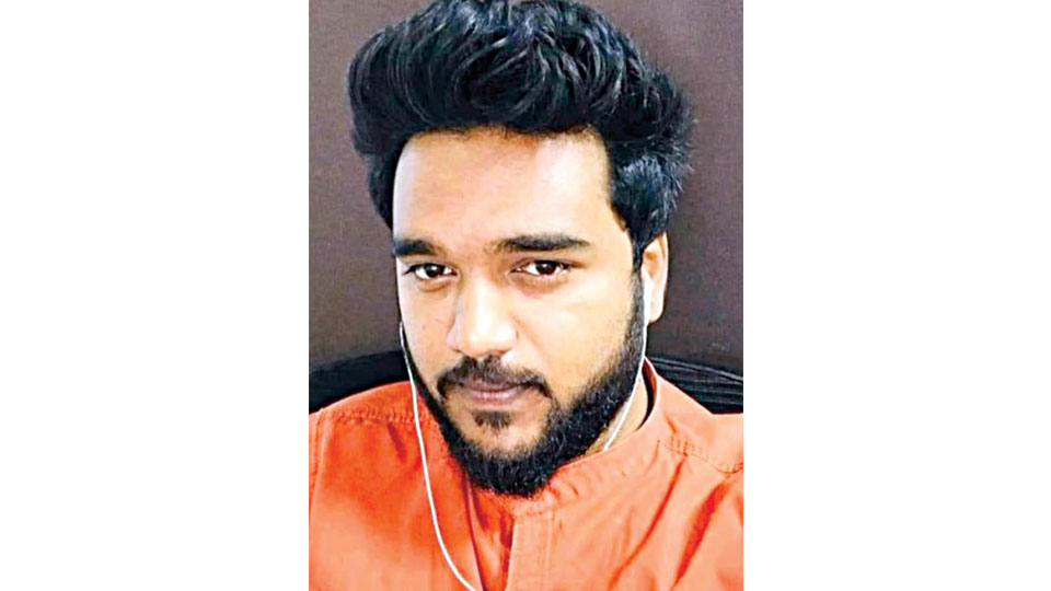 Young hotelier ends life over loss in business