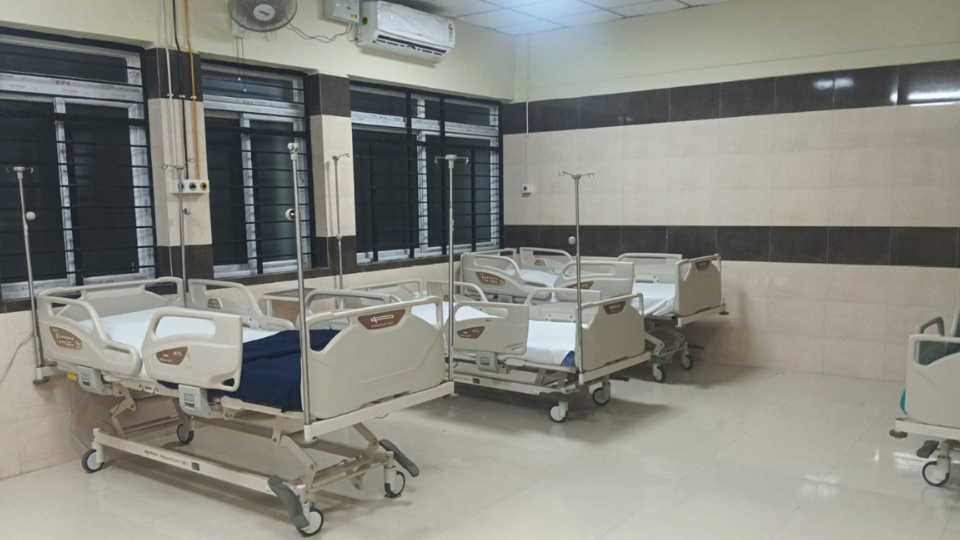 Four treated for cracker-related injuries at K R Hospital OPD