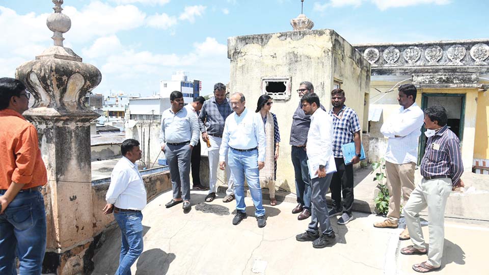 Fate of Devaraja Market, Lansdowne Building: IIT Roorkee team begins heritage structural audit