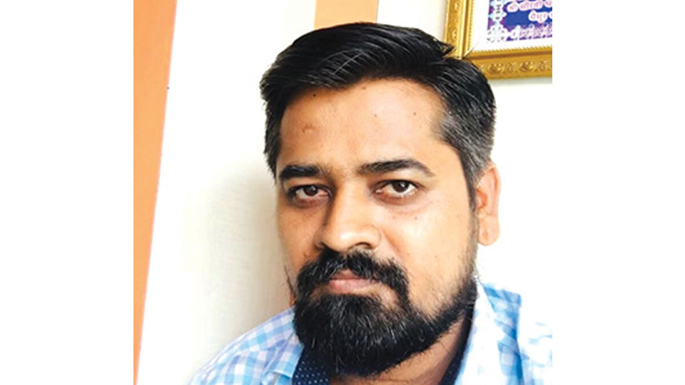 Participant collapses, dies at hospital