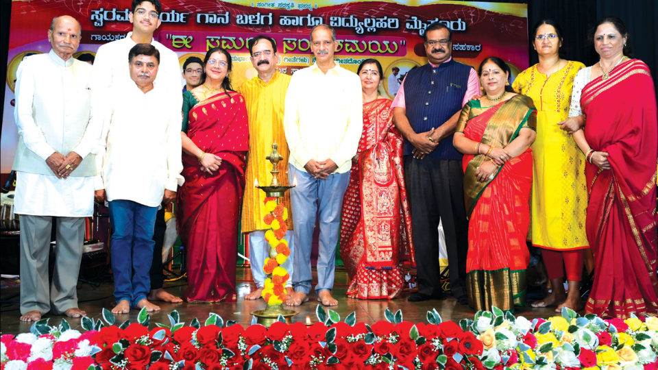 Mysureans immersed in the joy of 4-language musical celebration