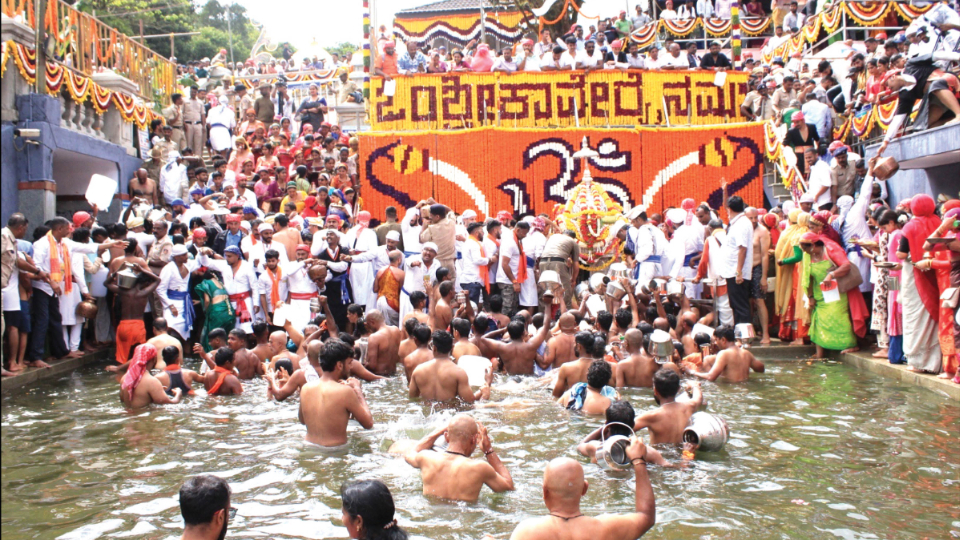 Thousands of devotees witness Cauvery Theerthodbhava