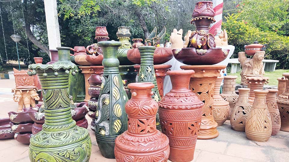 Gandhi Shilp Bazaar at JSS Mysuru Urban Haat: A Confluence of Indian Handicrafts