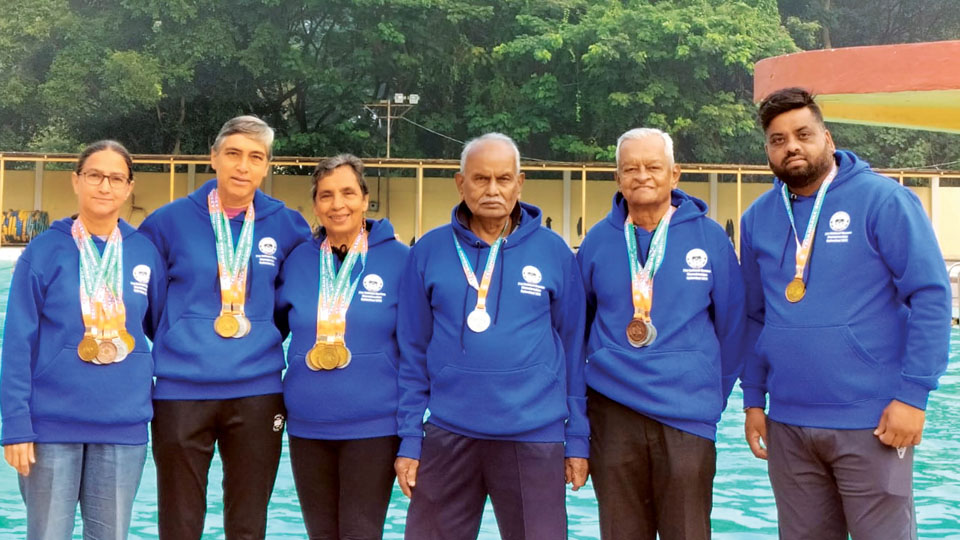 City Master swimmers excel in Nationals