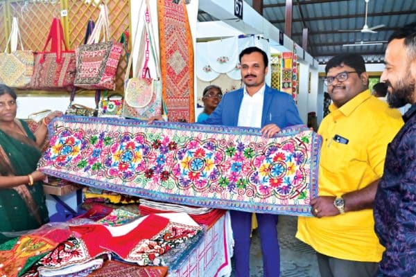 Gandhi Shilp Bazaar begins at JSS Mysore Urban Haat