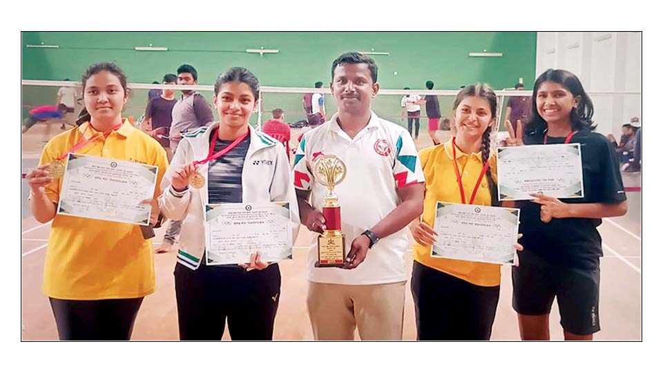 Trinity PU College students shine in shuttle badminton