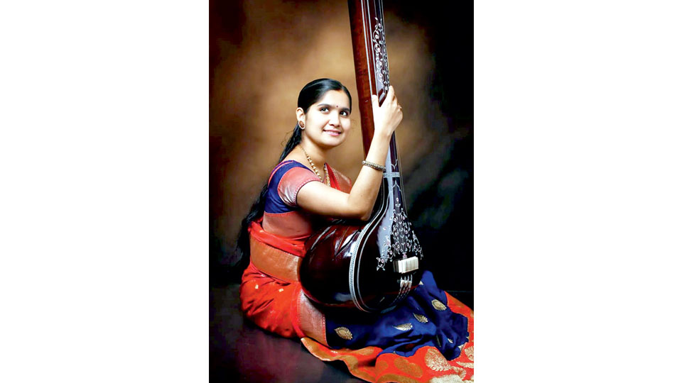 Bhagini Raaga Sourabha: A grand Karnatak vocal concert by Vidu. Aathreyee Krishnaa