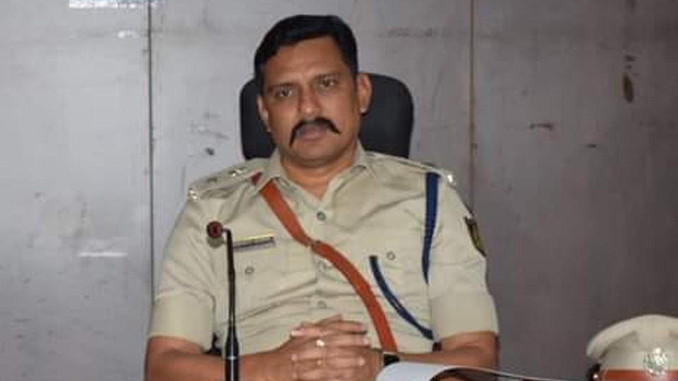 Loss in catering biz led students to crime: SP