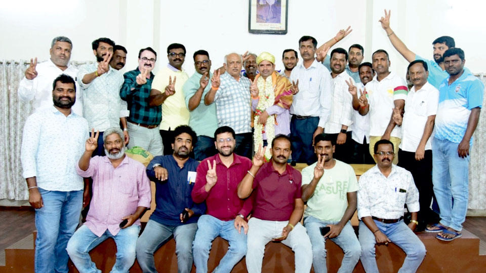 B. Raghavendra re-elected as KUWJ State Executive Committee Member