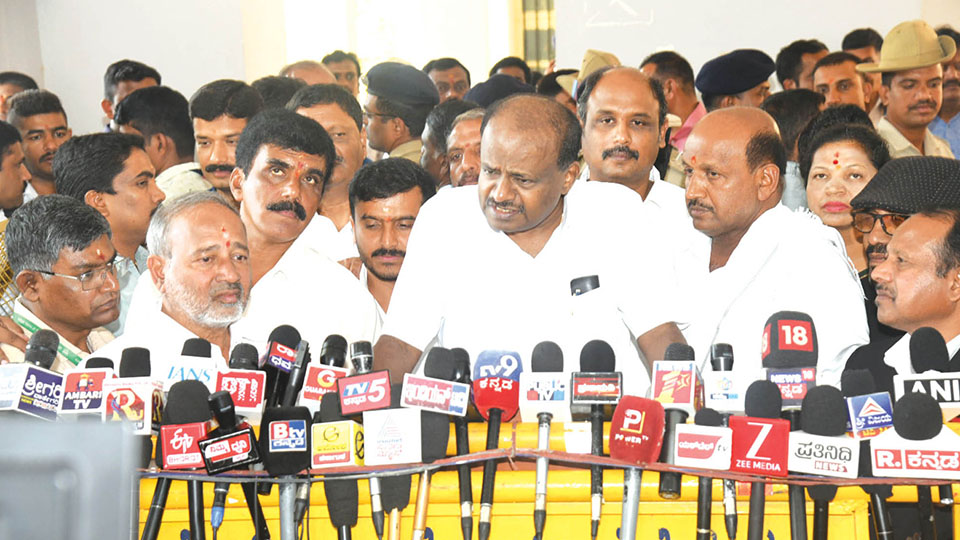 Union Minister H.D. Kumaraswamy lashes out at State Government