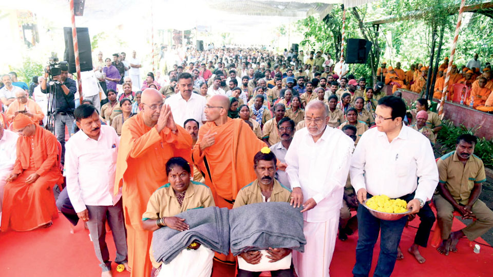 Four-day centenary fete of Sri Ramakrishna Ashram: Pourakarmikas honoured as celebrations begin