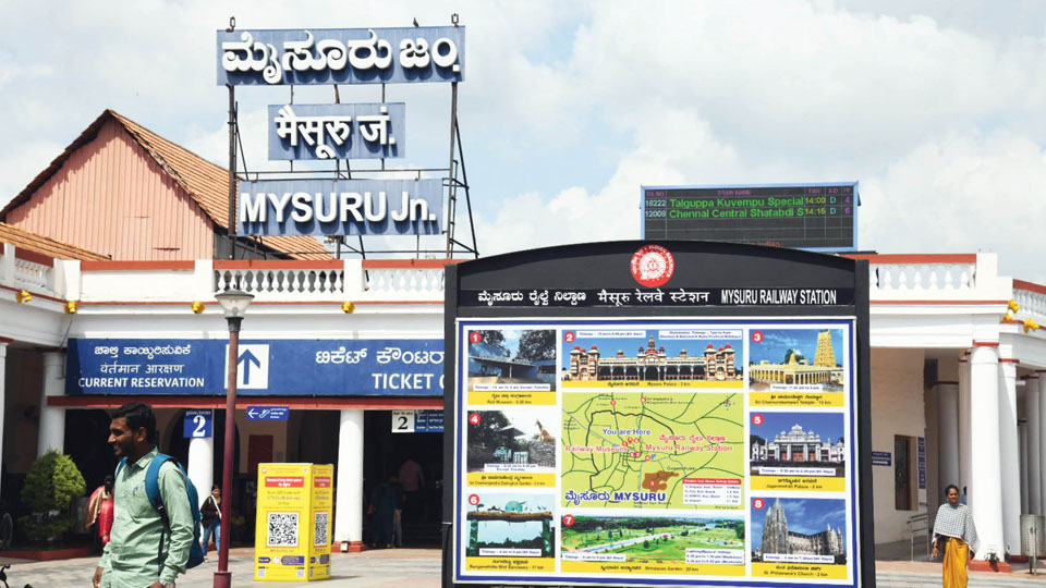 Tourist info boards installed at City Railway Station