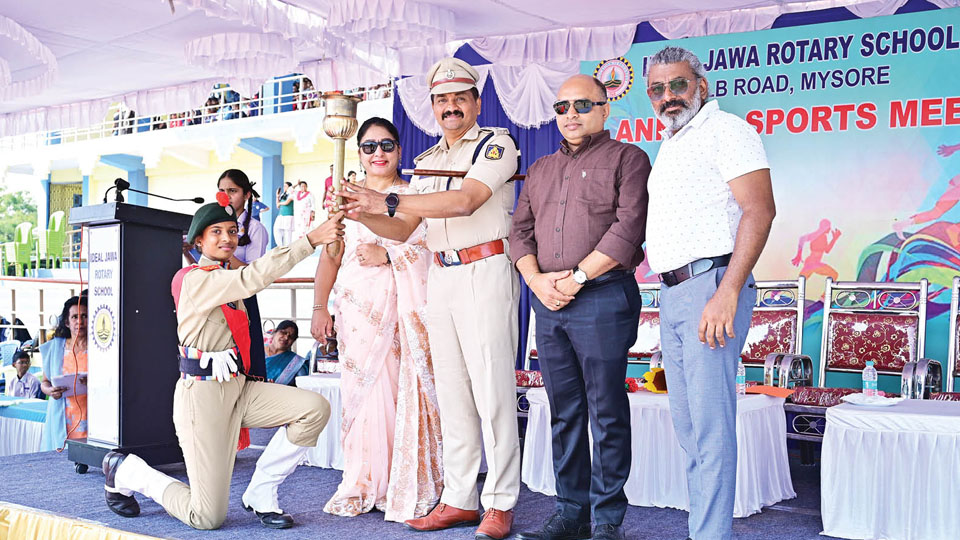 Ideal Jawa Rotary School’s Sports Day