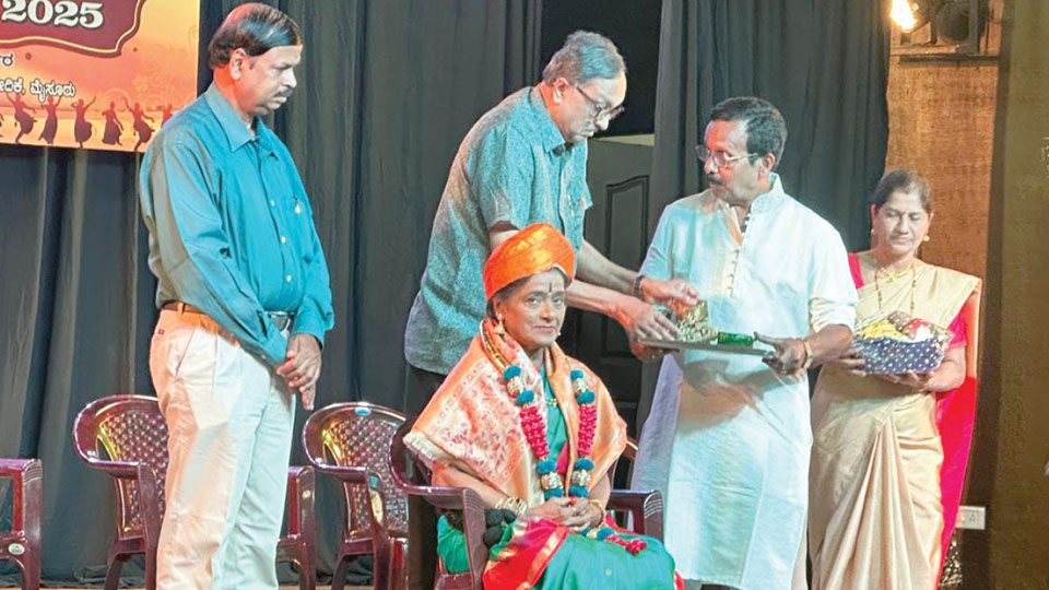 Noopura Shree Award conferred on Dr. Vasundhara Doraswamy