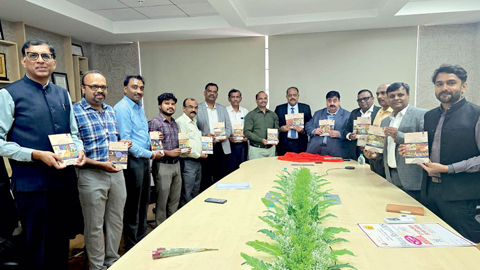 21 volumes of ‘Bharat BoudhIKS’ books released by VBUSS