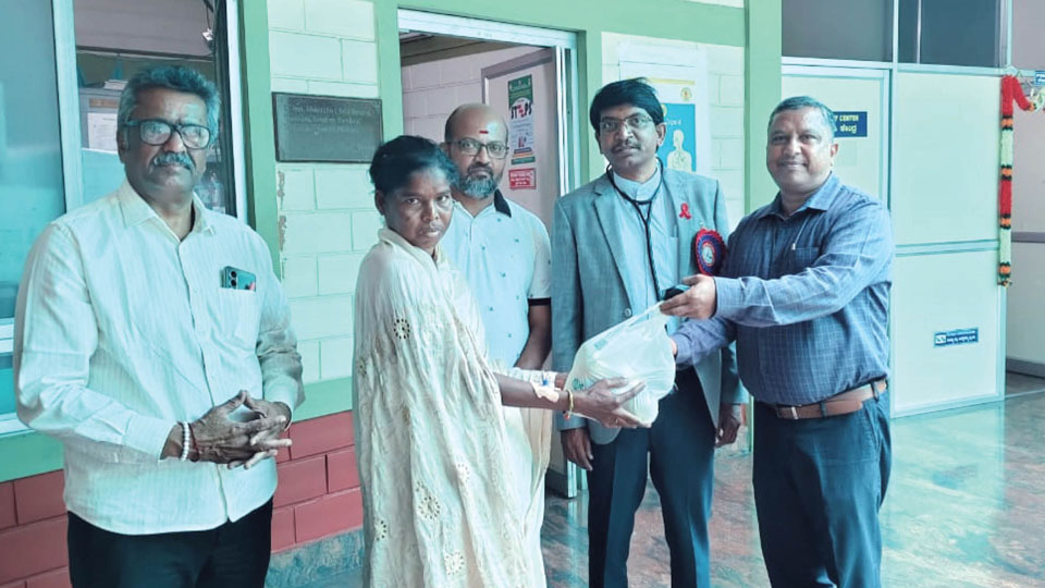 Chemists and Druggists Welfare Assn. extends support to patients