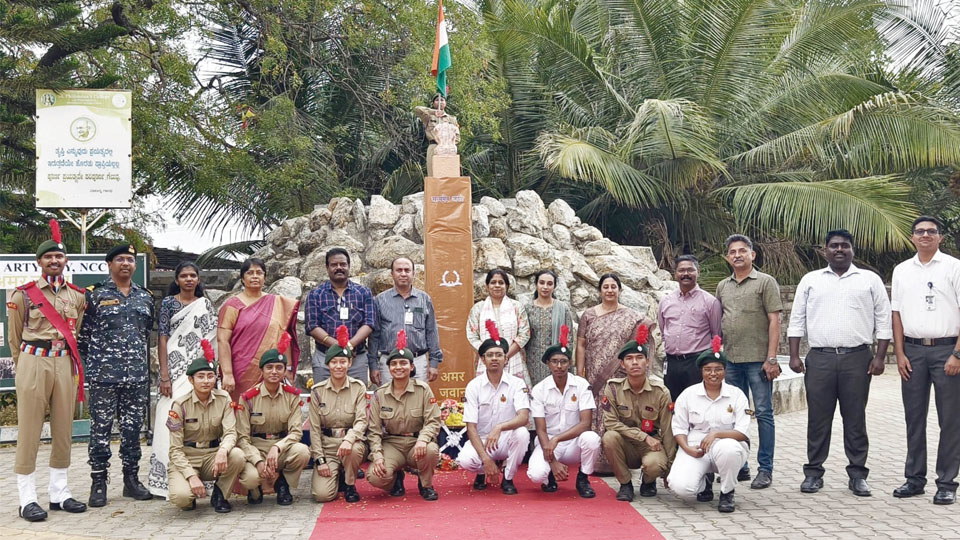 Grand celebration of Vijay Diwas: War Memorial inaugurated at St. Philomena’s College