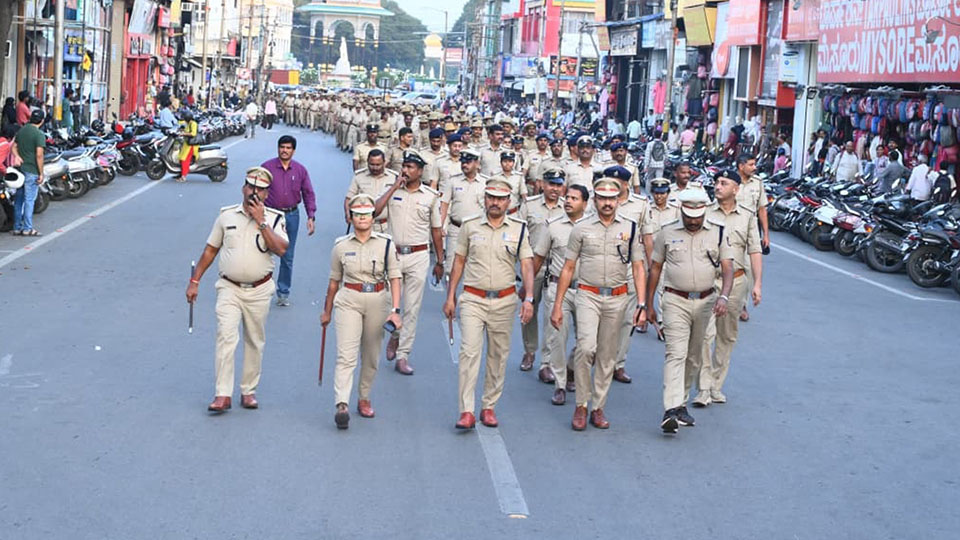 Hanuma Jayanti tomorrow: City Police take out route march