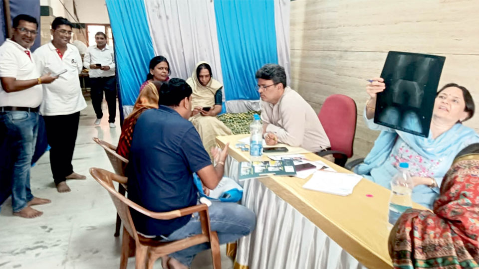 Jain Sanghatana conducts joint and knee screening camp