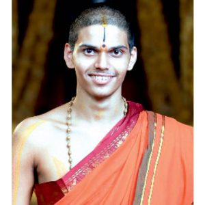 Shirur Mutt Swamiji arriving in city