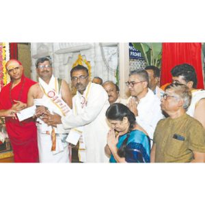 Datta Jayanti: Sri Ganapathy Swamiji donates Rs. 9 lakh to boys hostel