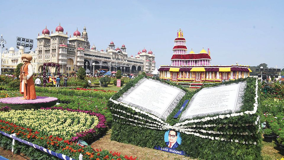 District Minister to inaugurate Flower Show at Mysore Palace this evening