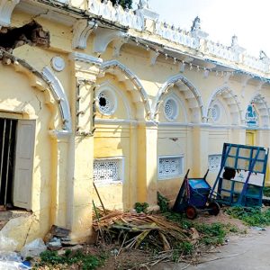 Varaha Gate roof portion collapses at Mysore Palace