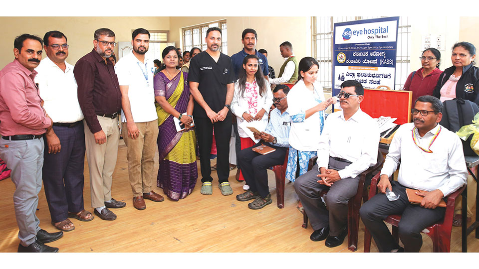 ASG Eye Hospital launches cashless Karnataka Arogya Sanjivini Scheme