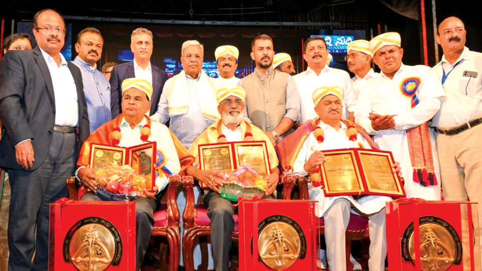 Regional dialects like Arebhashe enrich Kannada language: CM