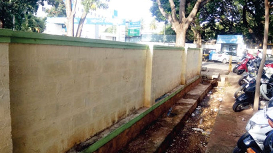 Public urination menace in Mysuru