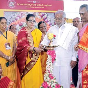 Over 2,500 women devotees chant Lalitha Sahasranama atop Chamundi Hill