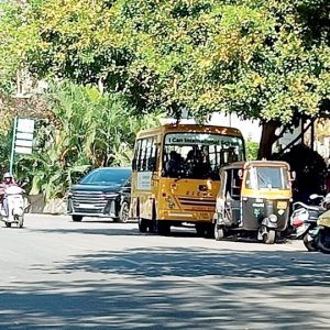 Unsafe blind corner near School