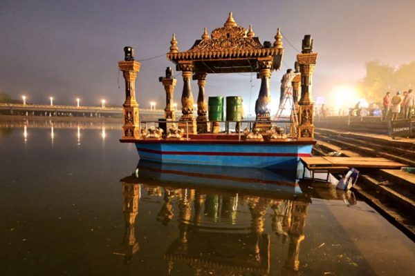 ‘Kapila Aarti’ & ‘Teppotsava’ at Suttur Srikshetra tonight