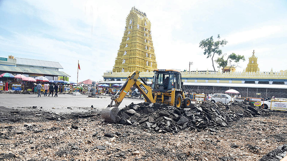 PRASHAD Scheme atop Chamundi Hill: Work begins