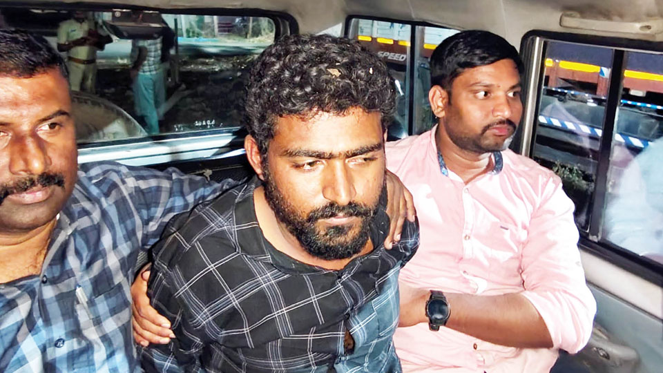 Mari Veerappan trapped in train