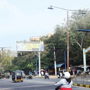 Pros and cons of city’s 50 new traffic signals