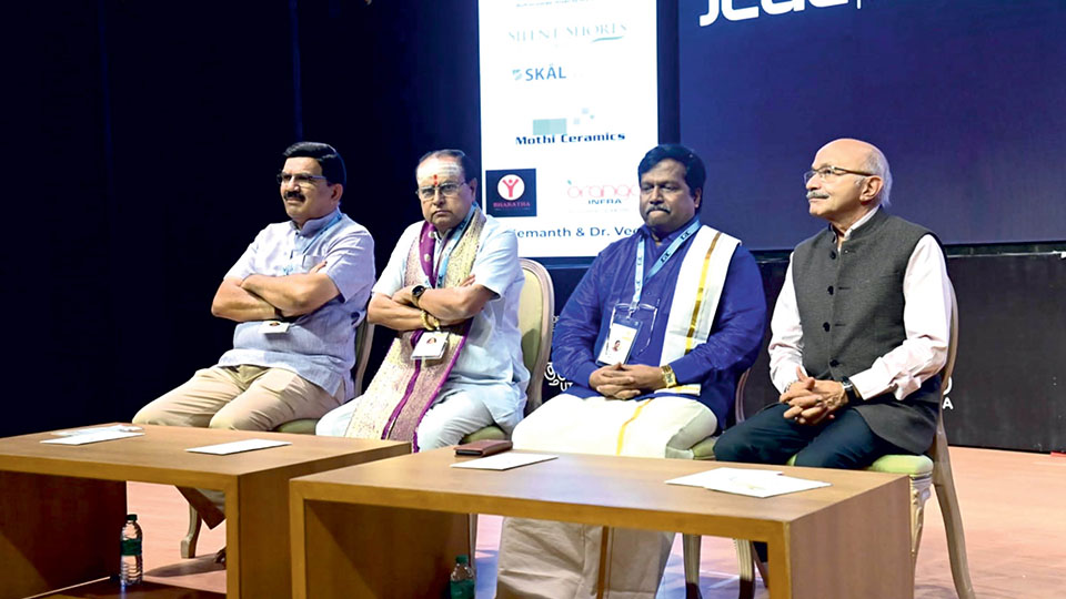 Mysuru musicians commemorate Saint Thyagaraja in the finale