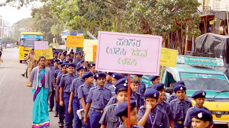 Mysore International School holds Scouts and Guides camp