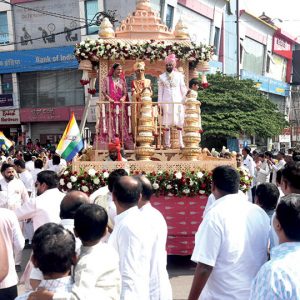Two Jain youths set to renounce worldly life