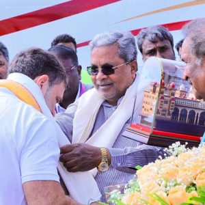 Warm welcomes, cold signals at Rahul’s Mysuru stopover