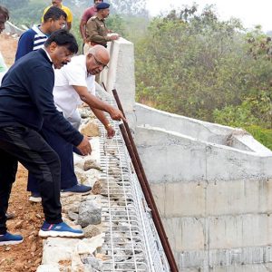 Minister inspects Chamundi Hill landslide site, pending wall works
